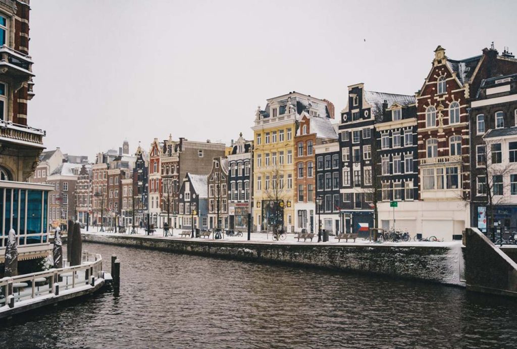 Dutch Travel Tips: A Memorable Journey through the Netherlands