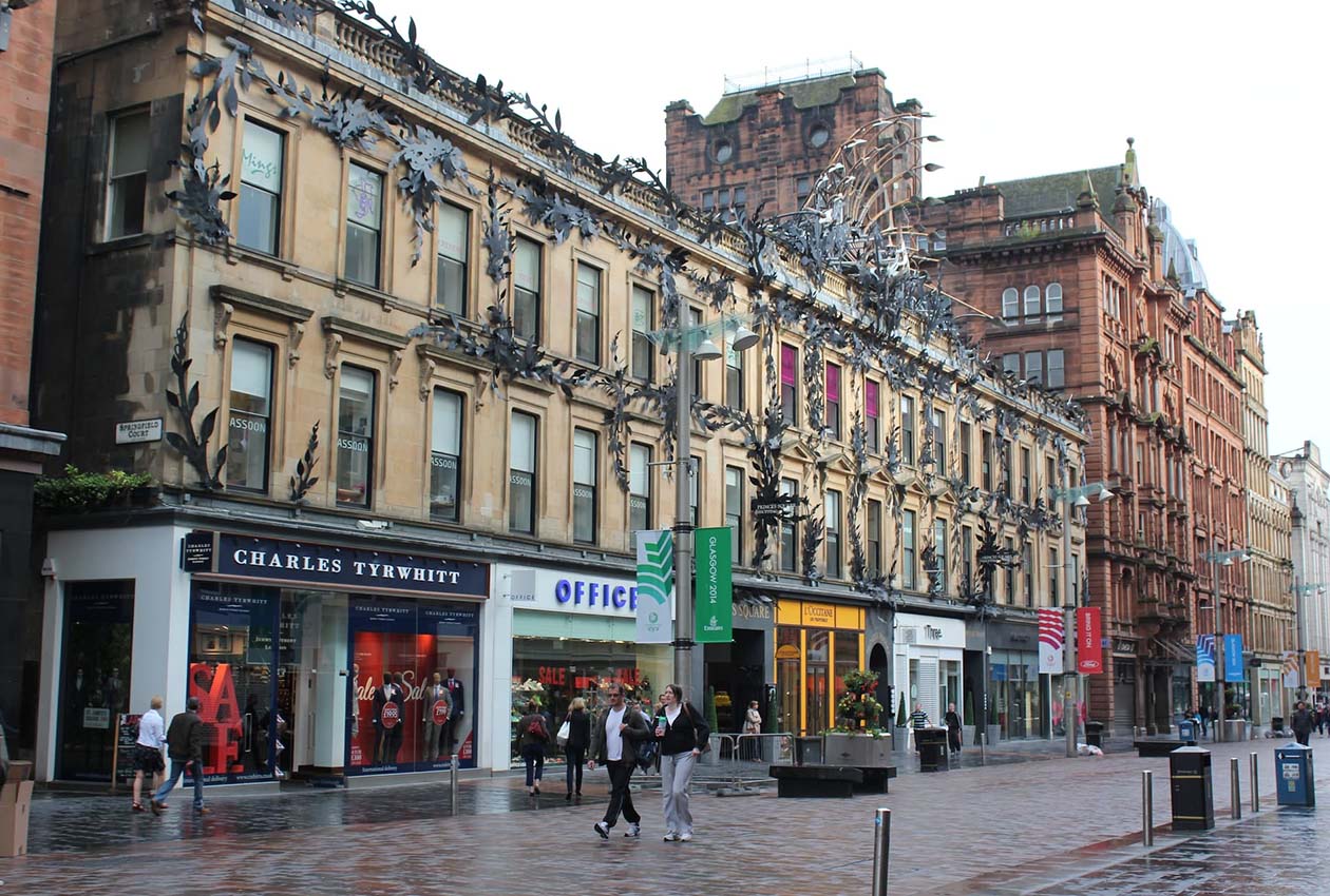 A Harmonious Fusion of History and Modernity: Unveiling the Enigmatic Charms of Glasgow